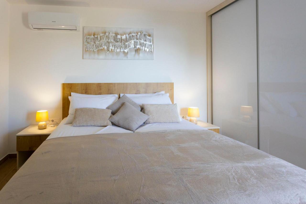 ברלה Apartments Vicin מראה חיצוני תמונה
