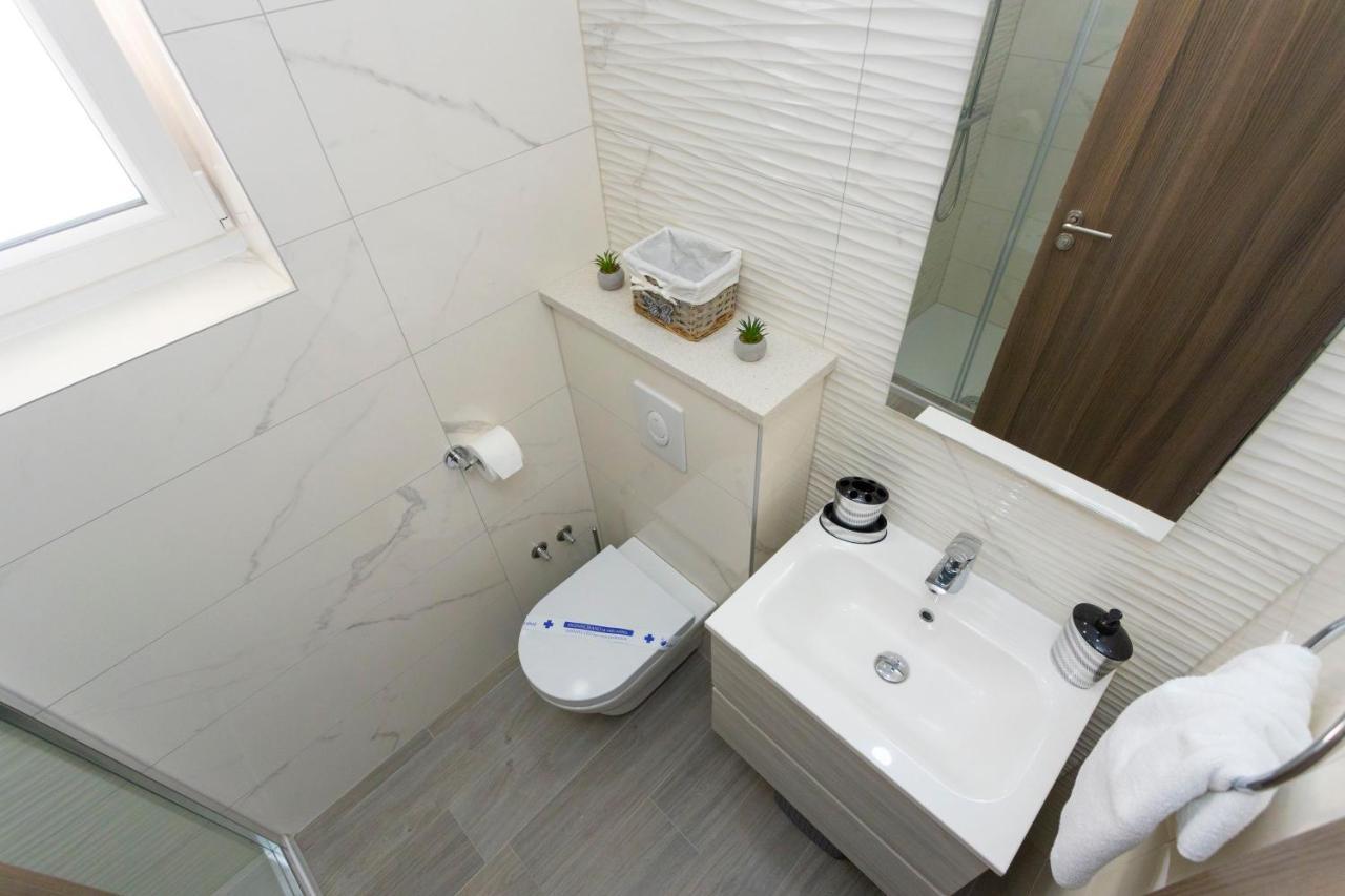 ברלה Apartments Vicin מראה חיצוני תמונה
